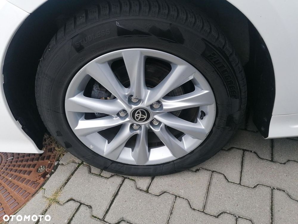 Toyota Corolla 1.8 Hybrid Comfort - 19