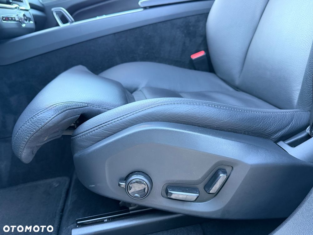 Volvo XC 60 B4 D Inscription - 28