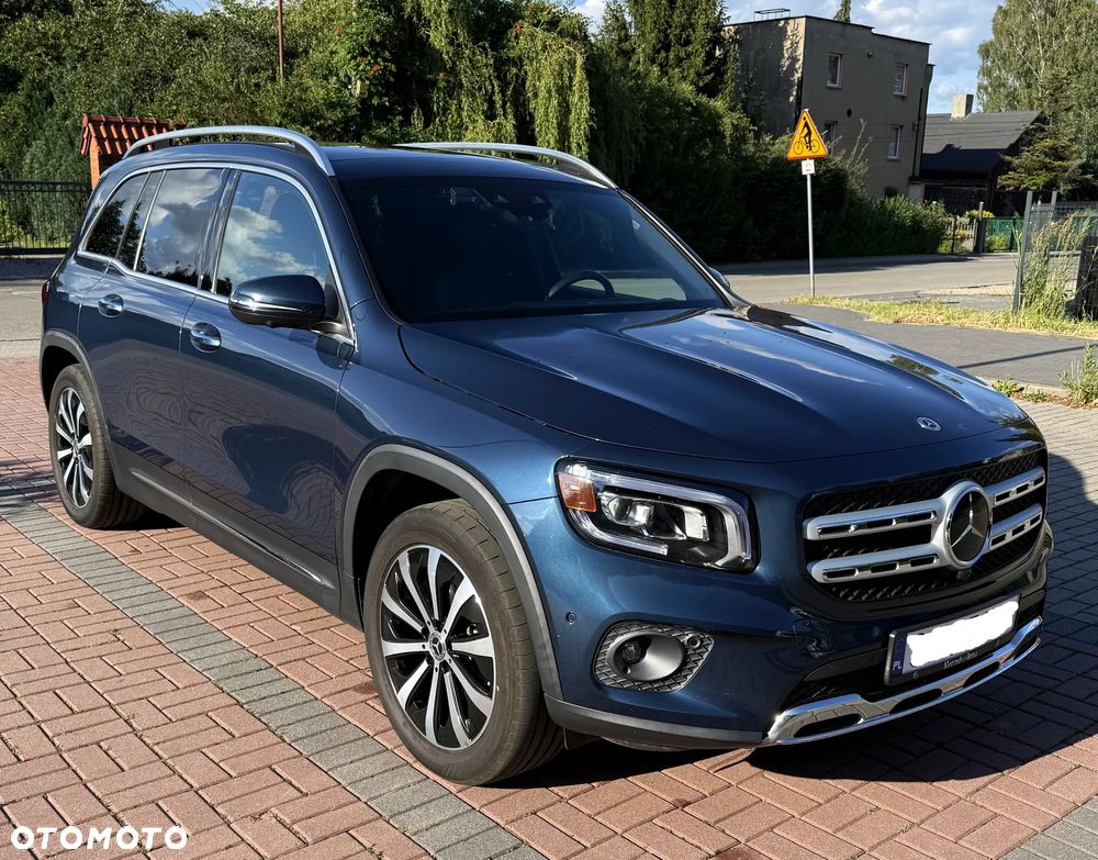 Mercedes-Benz GLB 250 4Matic 8G-DCT - 3