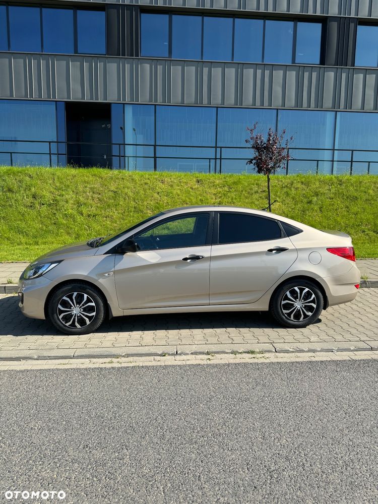Hyundai i20 - 3