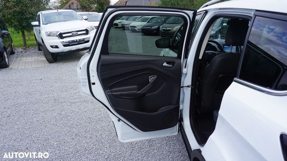 Ford Kuga 1.5 EcoBoost 4x4 Aut. Titanium - 7