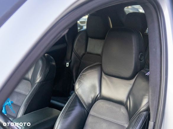 Porsche Cayenne GTS - 13
