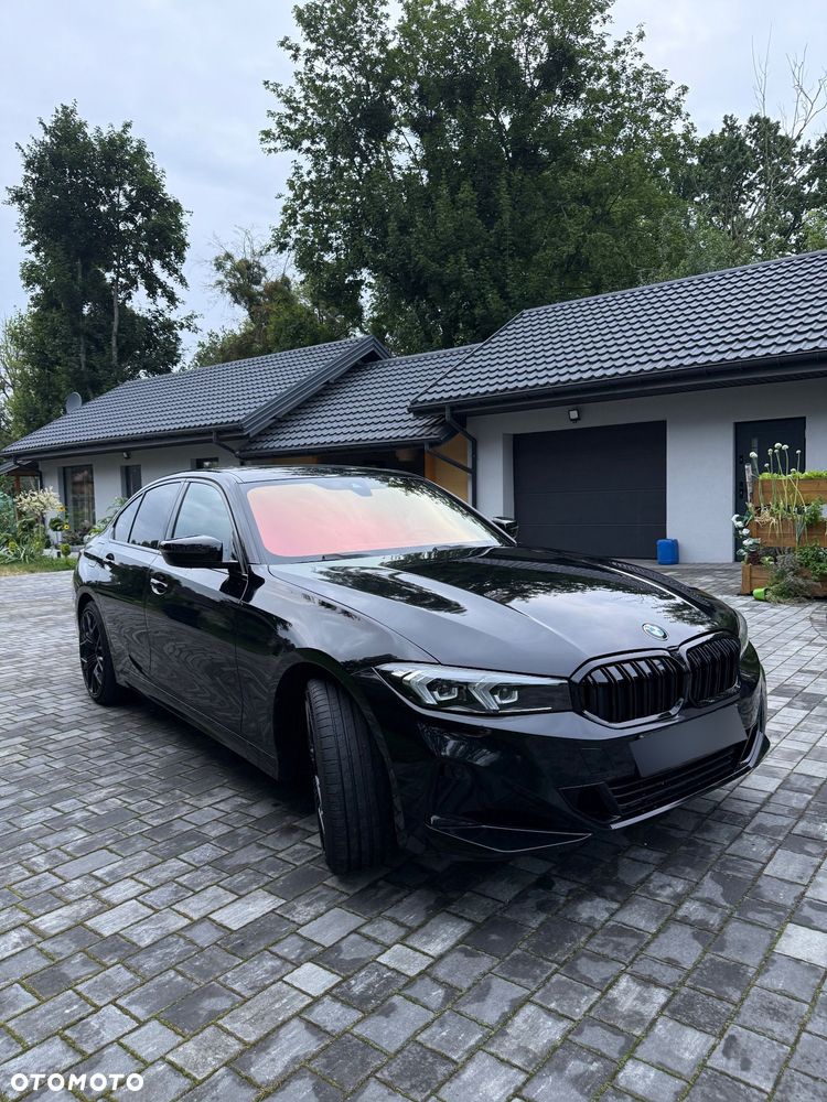 BMW Seria 3 330i xDrive - 8