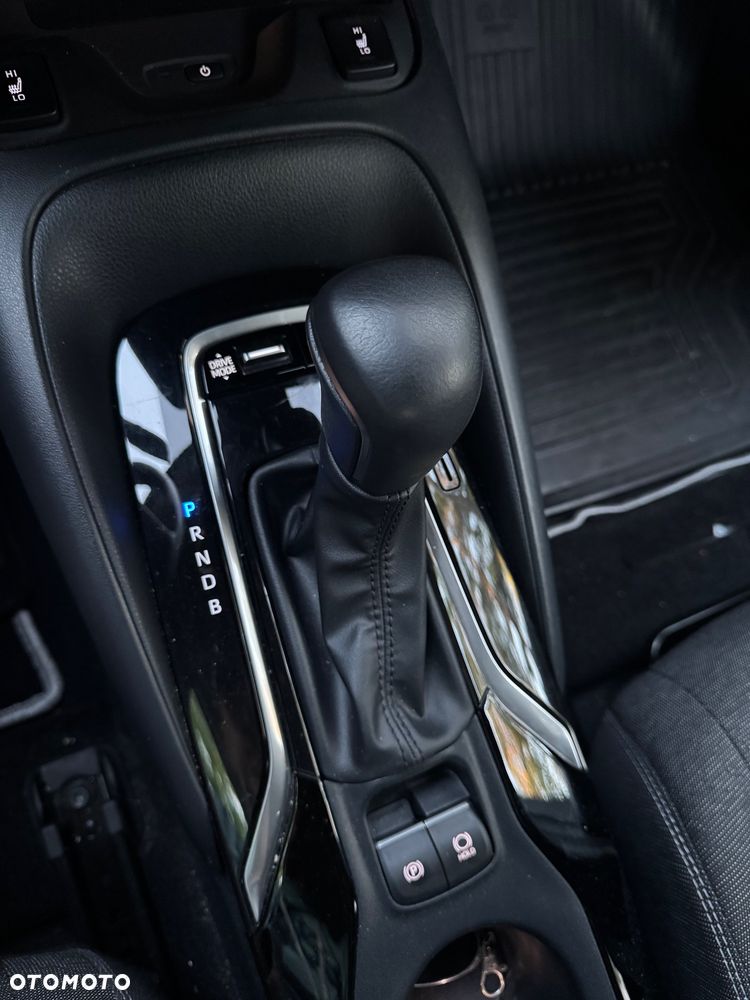 Toyota Corolla 1.8 Hybrid Comfort - 29