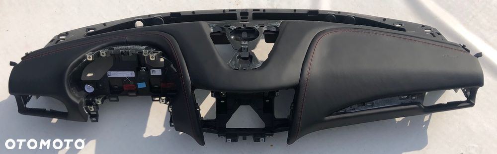 MASERATI LEVANTE GRANTURISMO DESKA KONSOLA KOKPIT PULPIT PÓŁKA PARAPET PODUSZKI POWIETRZNE AIRBAG KURTYNA KURTYNY FOTELA FOTELOWA PASY PAS SRS - 4