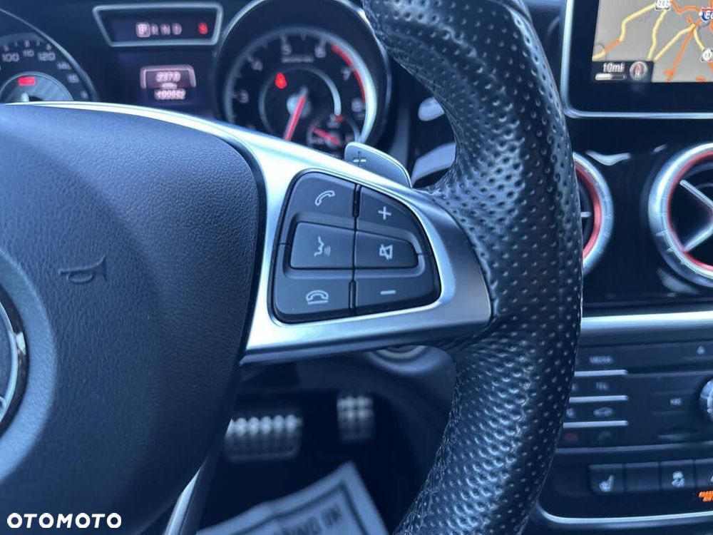 Mercedes-Benz CLA 45 AMG 4Matic 7G-DCT - 28