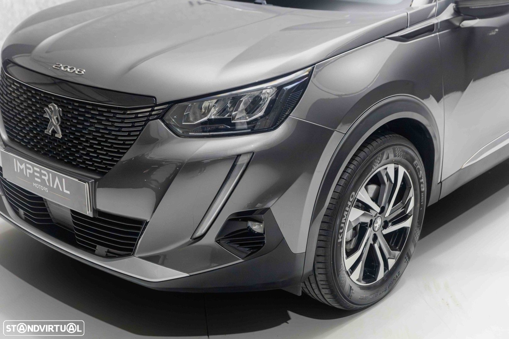 Peugeot 2008 1.2 PureTech Allure Pack EAT8 - 29