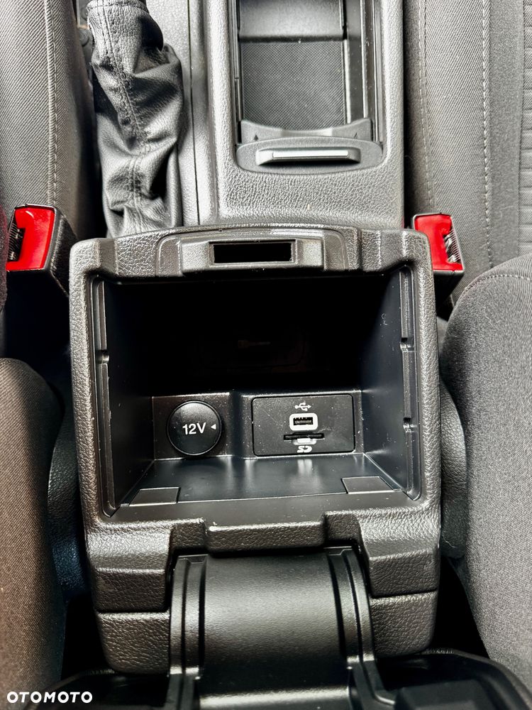 Ford Focus 1.5 TDCi DPF Start-Stopp-System Titanium - 24