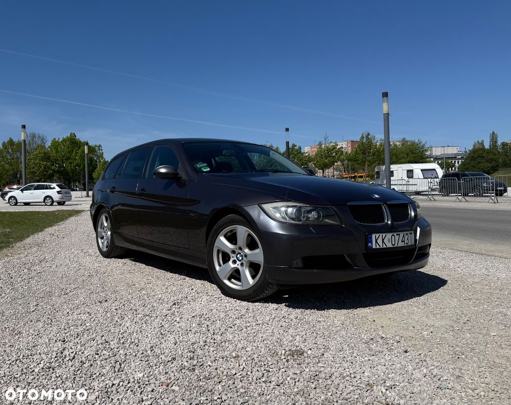 BMW Seria 3 - 1