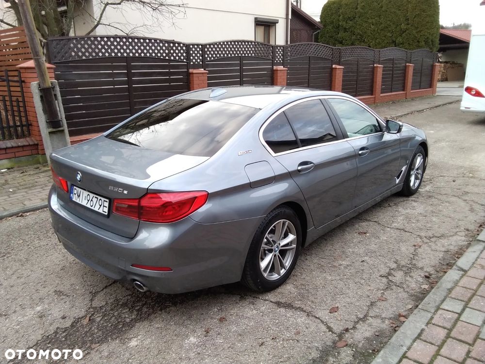 BMW Seria 5 530e - 4
