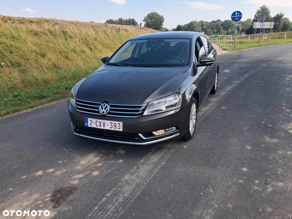 Volkswagen Passat 2.0 TDI Highline - 5
