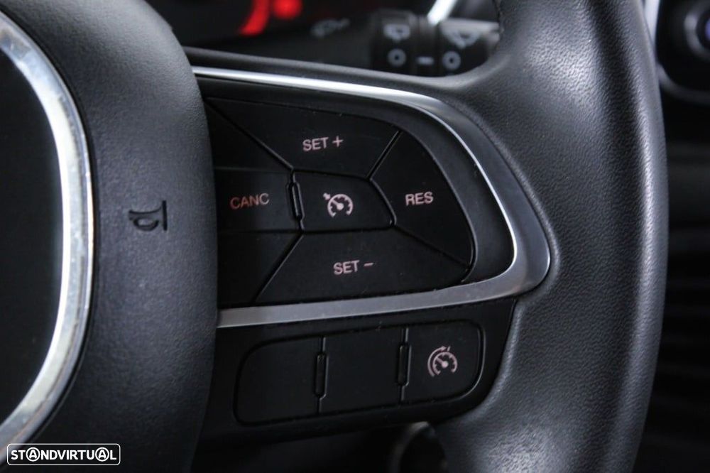 Fiat Tipo Station Wagon 1.6 M-Jet Lounge - 23