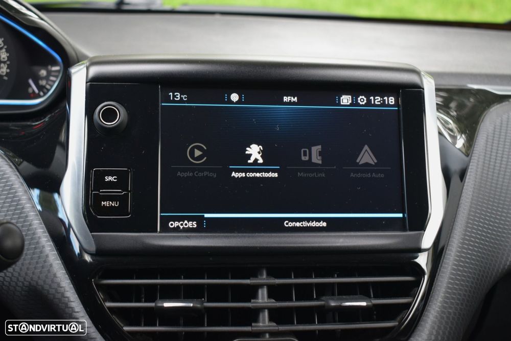 Peugeot 2008 1.2 PureTech Allure EAT6 - 27