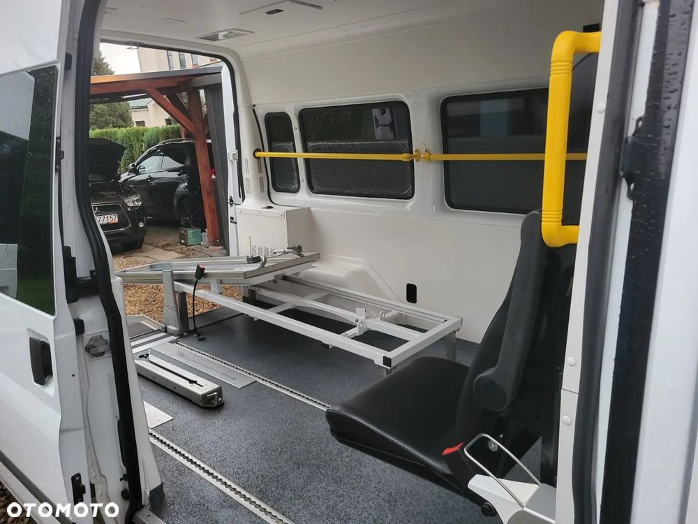 Ford Transit 300S Trend - 18