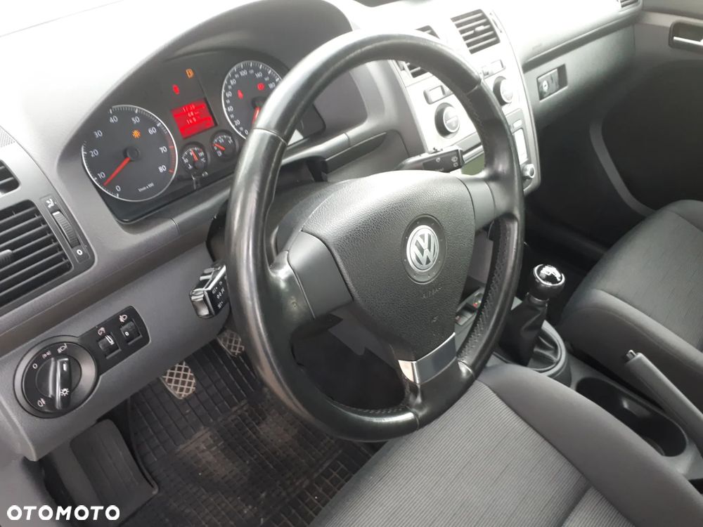 Volkswagen Touran 1.6 United - 23