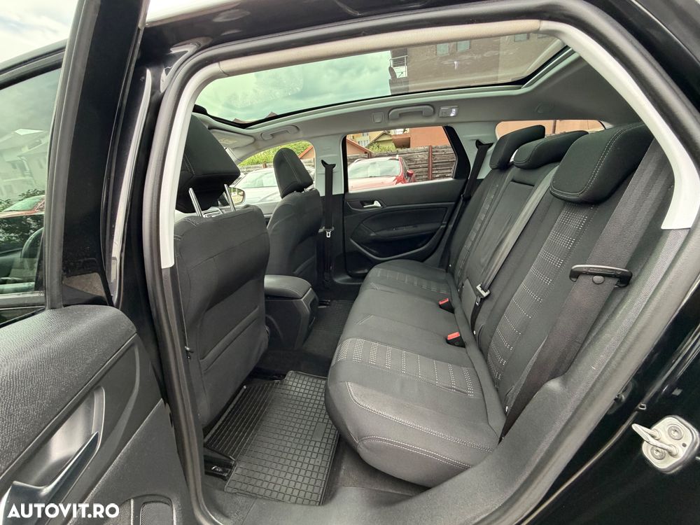 Peugeot 308 1.6HDi Premium - 24