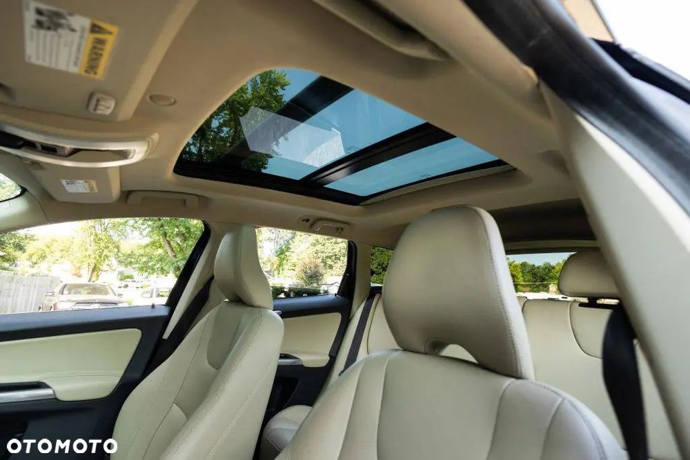Volvo XC 60 T6 AWD Inscription - 9