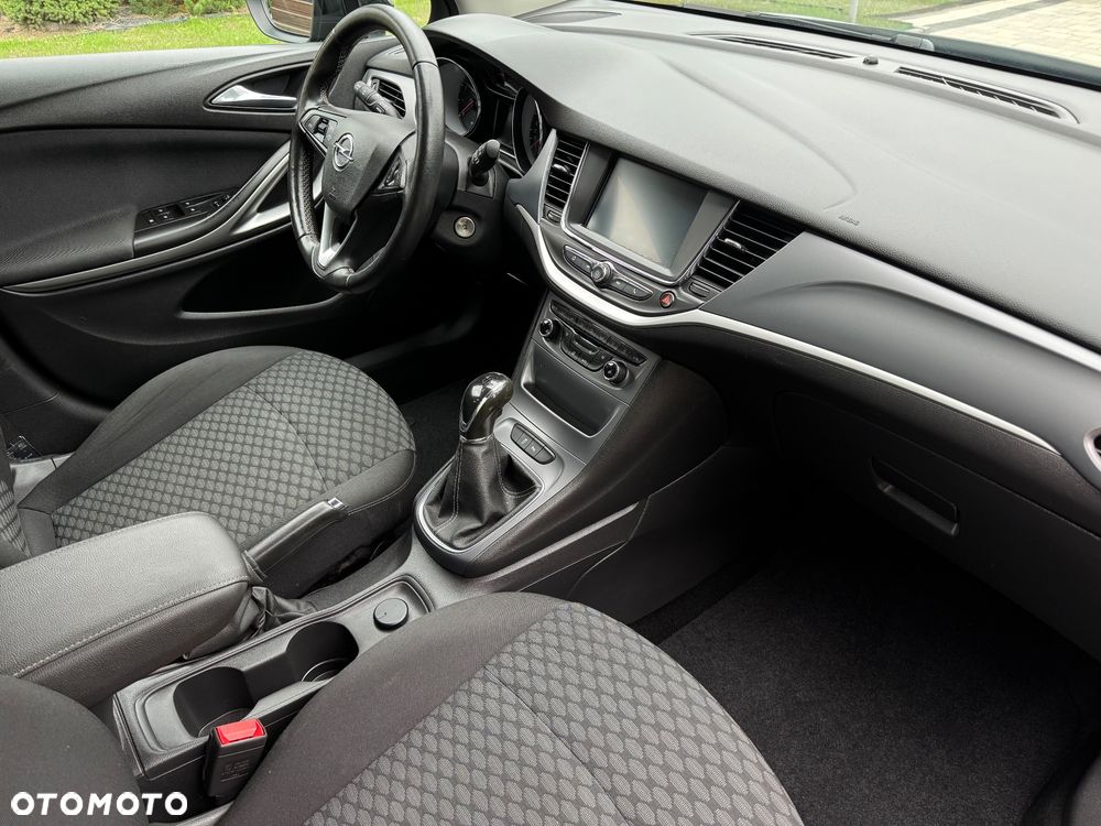 Opel Astra 1.4 Turbo Edition - 21