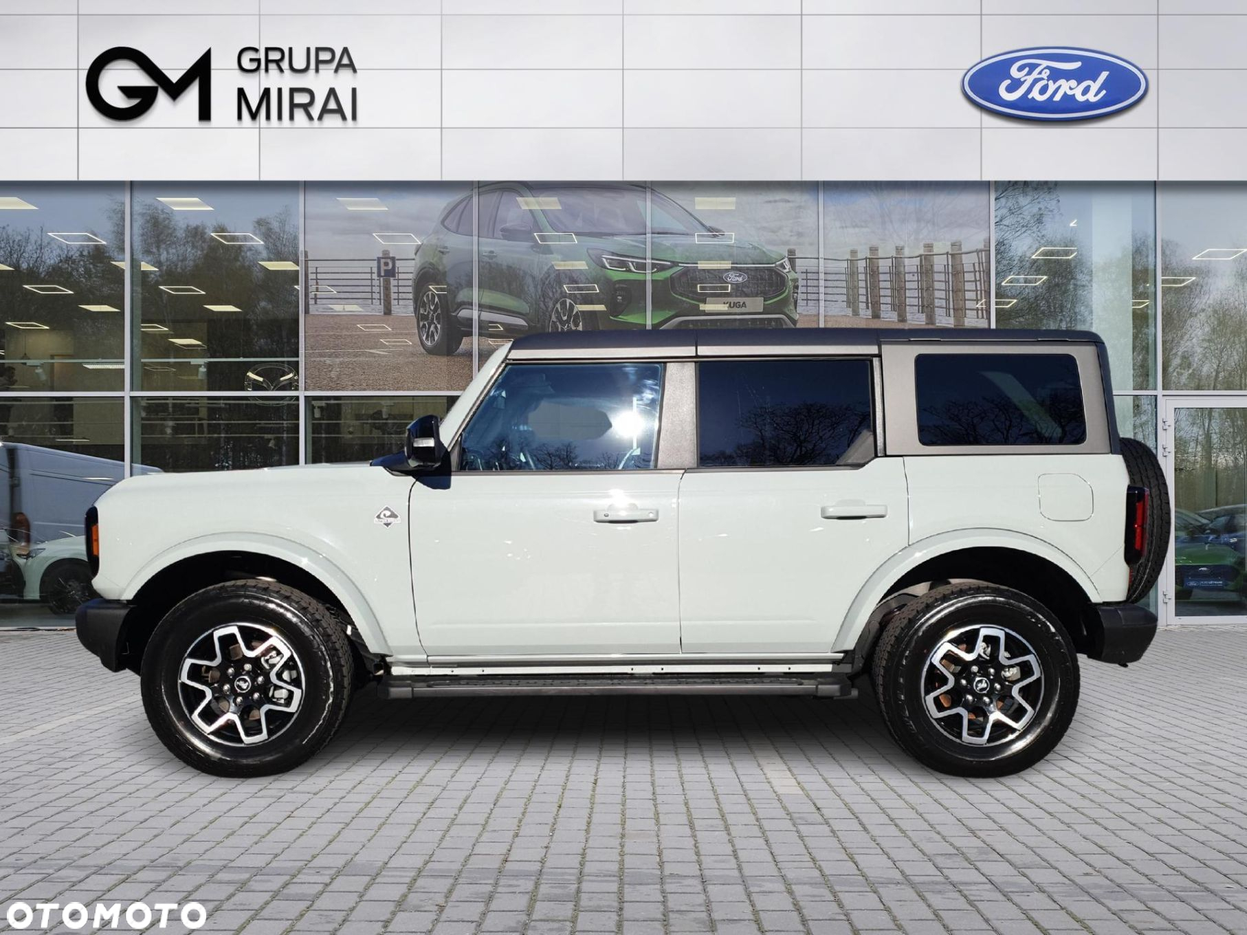 Ford Bronco 2.7 EcoBoost 4WD Outer Banks - 2
