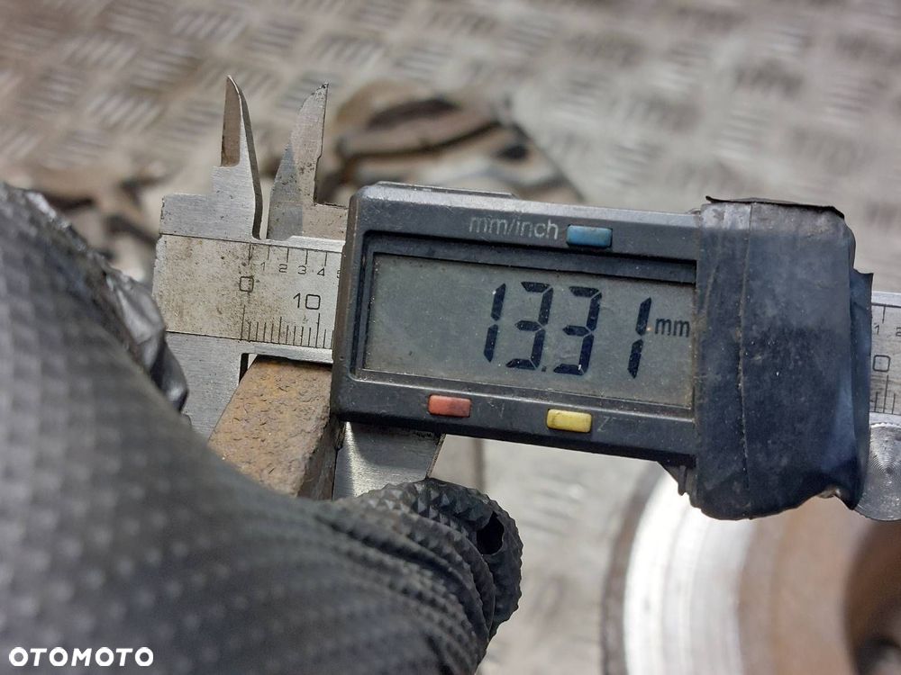 TARCZE HAMULCOWE TYŁ + KLOCKI + ZACISKI CITROEN C5 I - 6