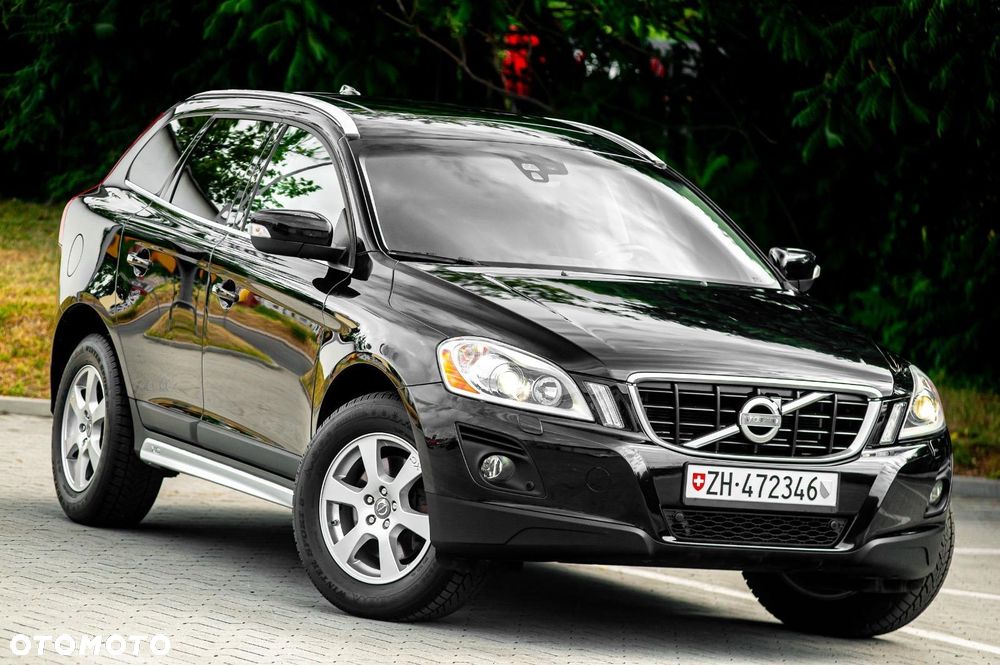 Volvo XC 60 D5 AWD Momentum - 3