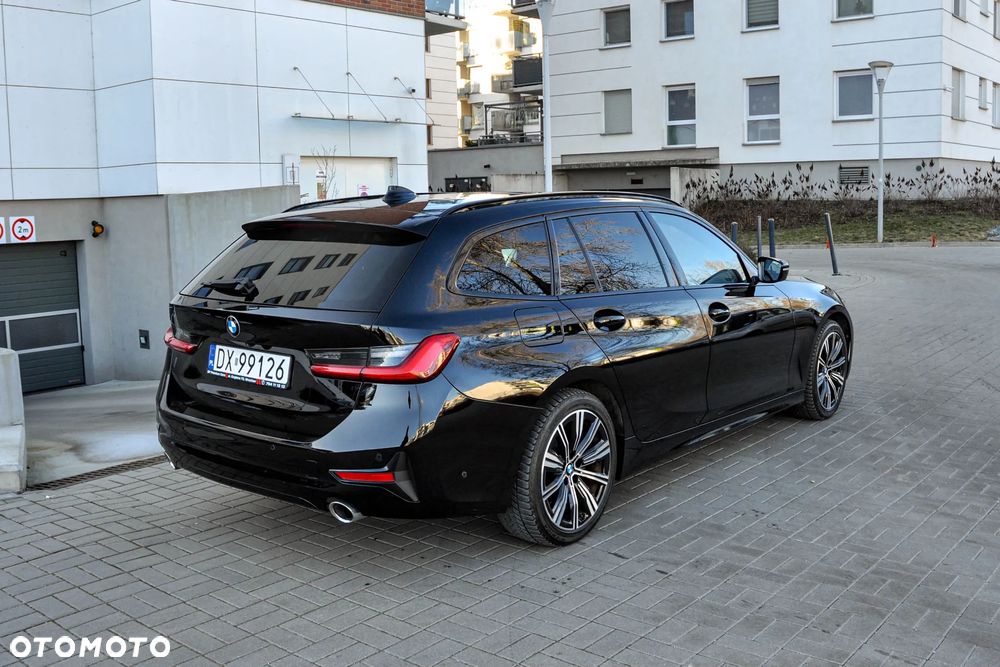 BMW Seria 3 320d - 4