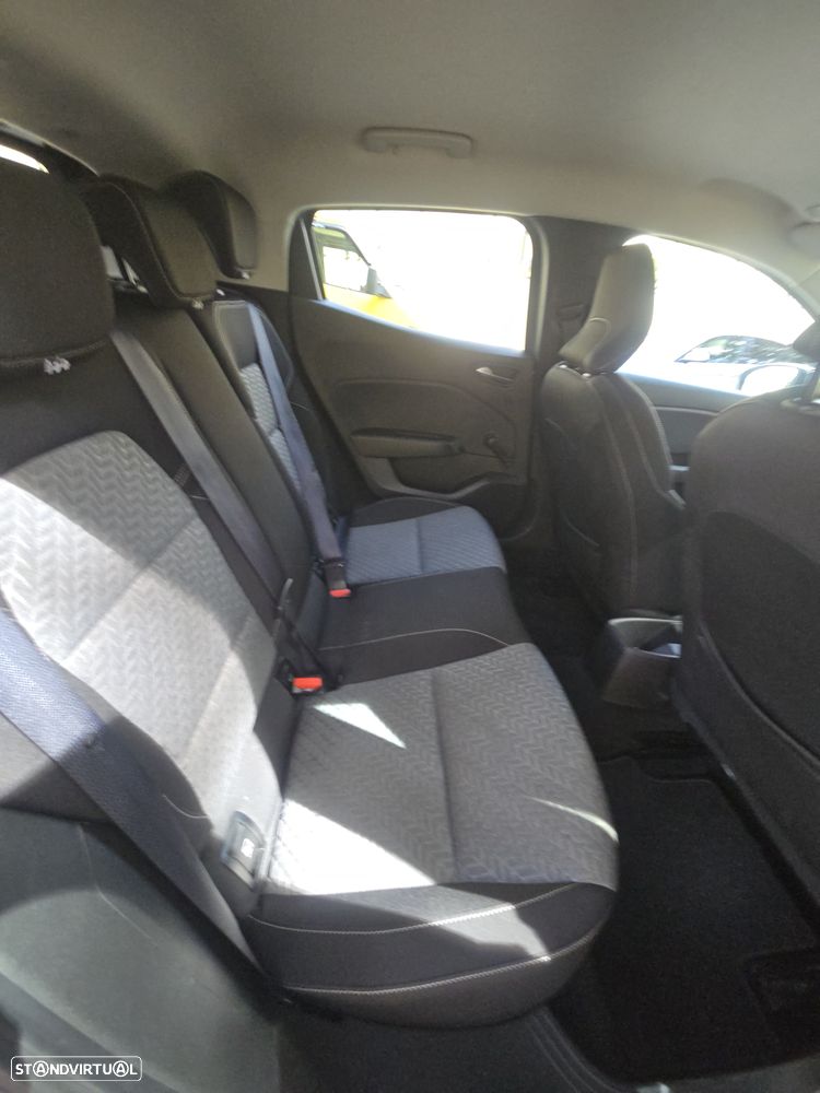 Renault Clio 1.0 TCe Limited - 28