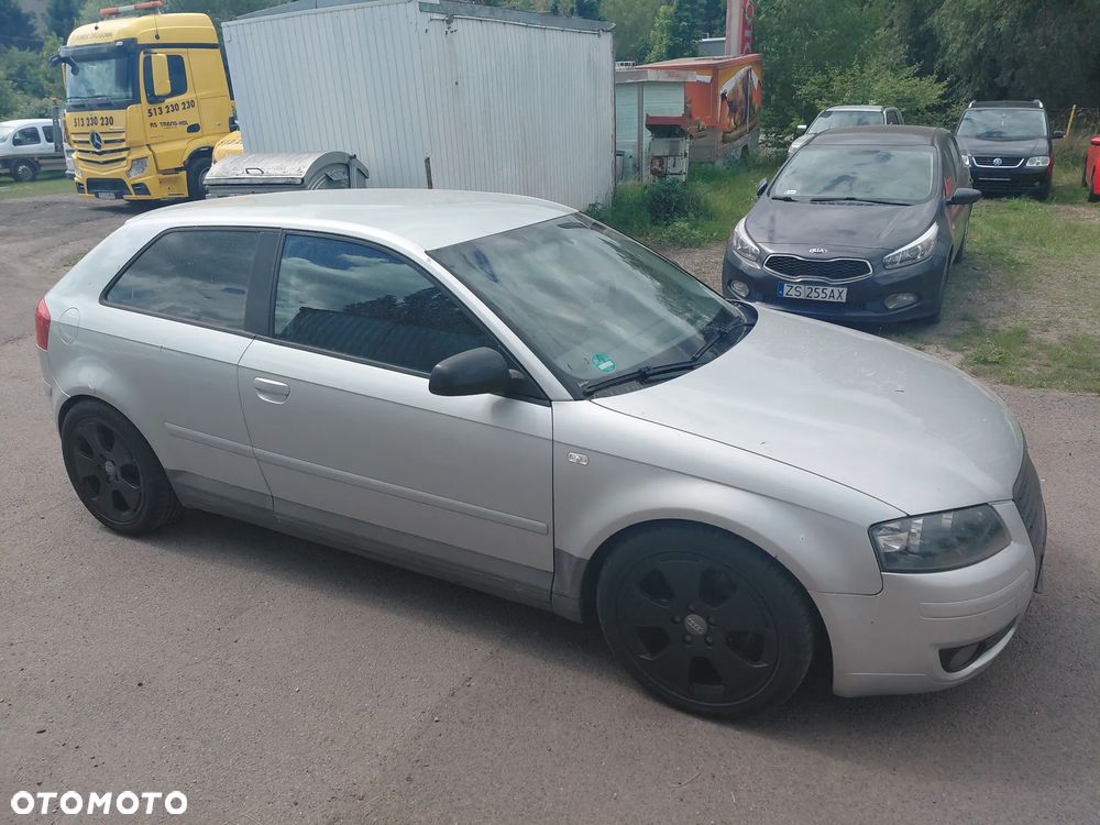 Audi A3 3-drzwiowe 2.0 TDI DPF Ambiente - 4