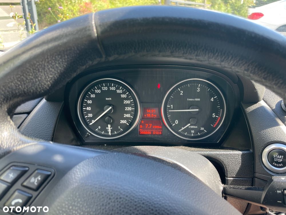 BMW X1 - 15