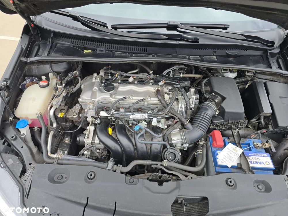 Toyota Avensis 1.8 Premium MS - 26