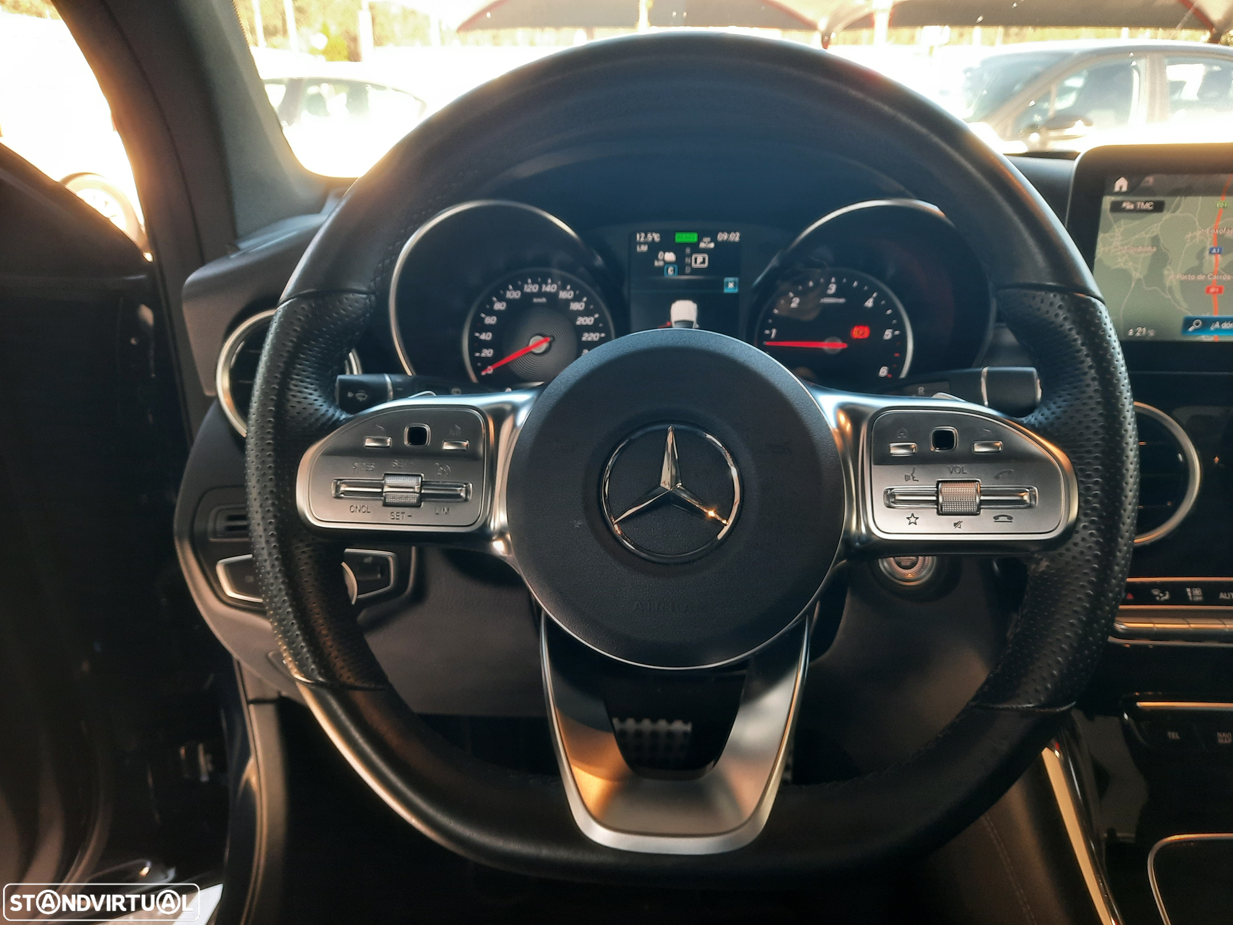 Mercedes-Benz GLC 300 de 4Matic - 36