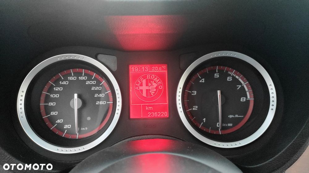 Alfa Romeo 159 1.8 TBI 16V - 12