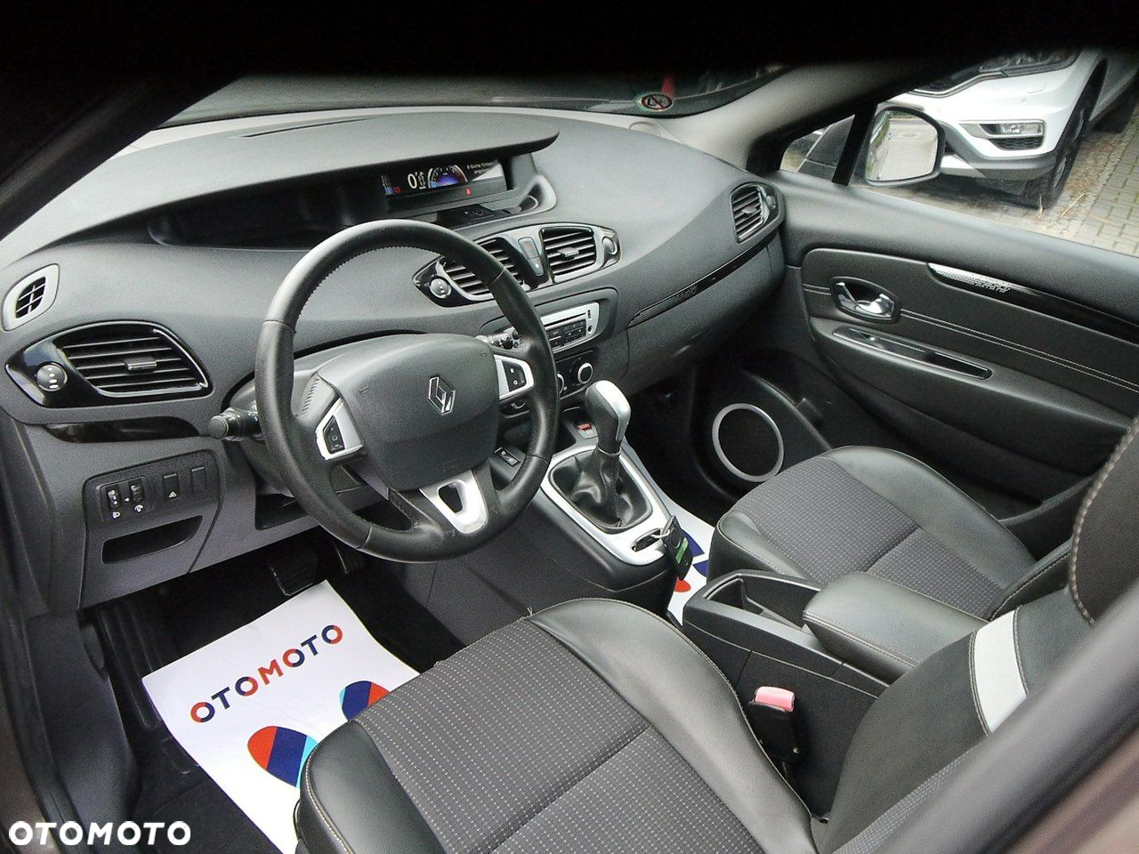 Renault Scenic 2.0 16V 140 CVT Luxe - 15