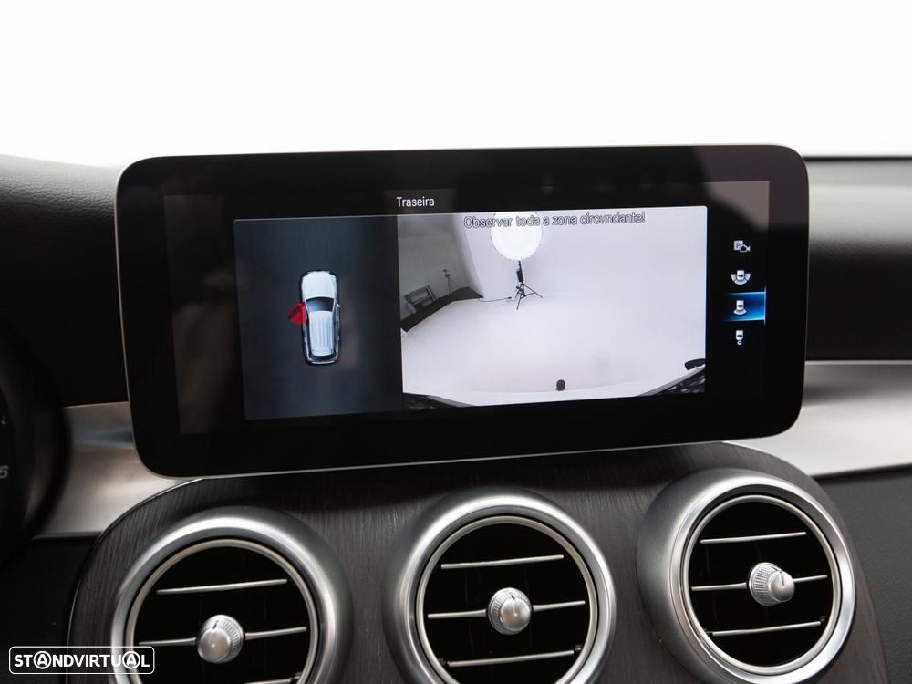 Mercedes-Benz GLC 300 de 4Matic - 38