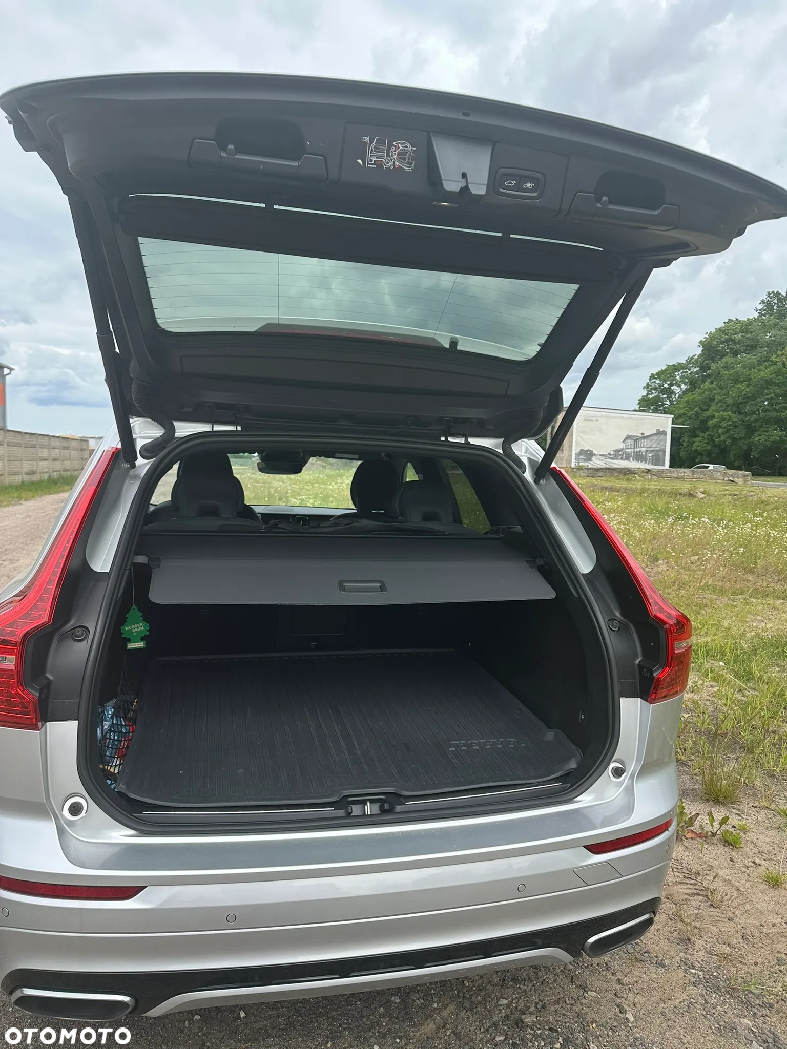 Volvo XC 60 T4 R-Design - 7