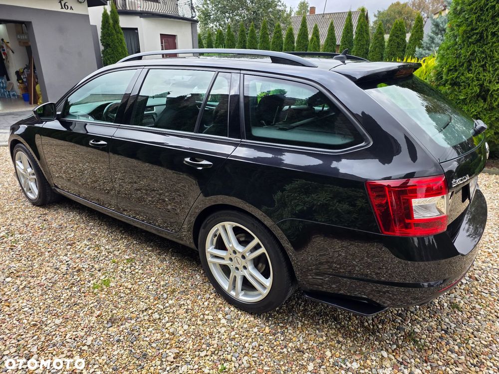 Skoda Octavia 2.0 TDI DSG RS - 16