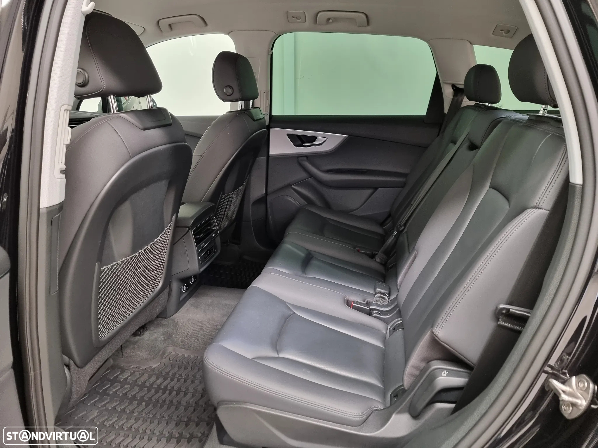 Audi Q7 55 TFSIe quattro Tiptronic - 25