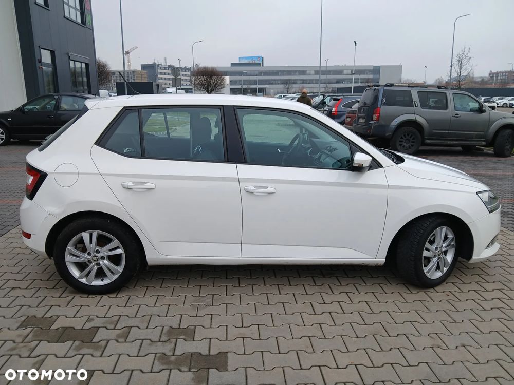 Skoda Fabia 1.0 Ambition - 8