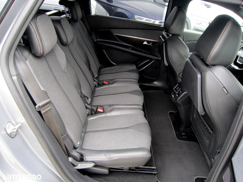 Peugeot 5008 BlueHDI 130 EAT8 GT - 9
