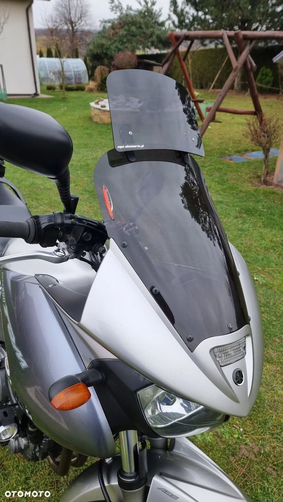 Yamaha TDM - 8