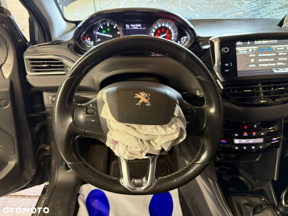 Peugeot 2008 e-HDi FAP 115 STOP & START Allure - 10