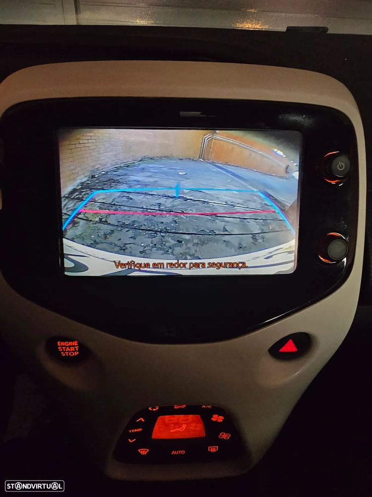 Citroën C1 1.2 VTi Shine - 8