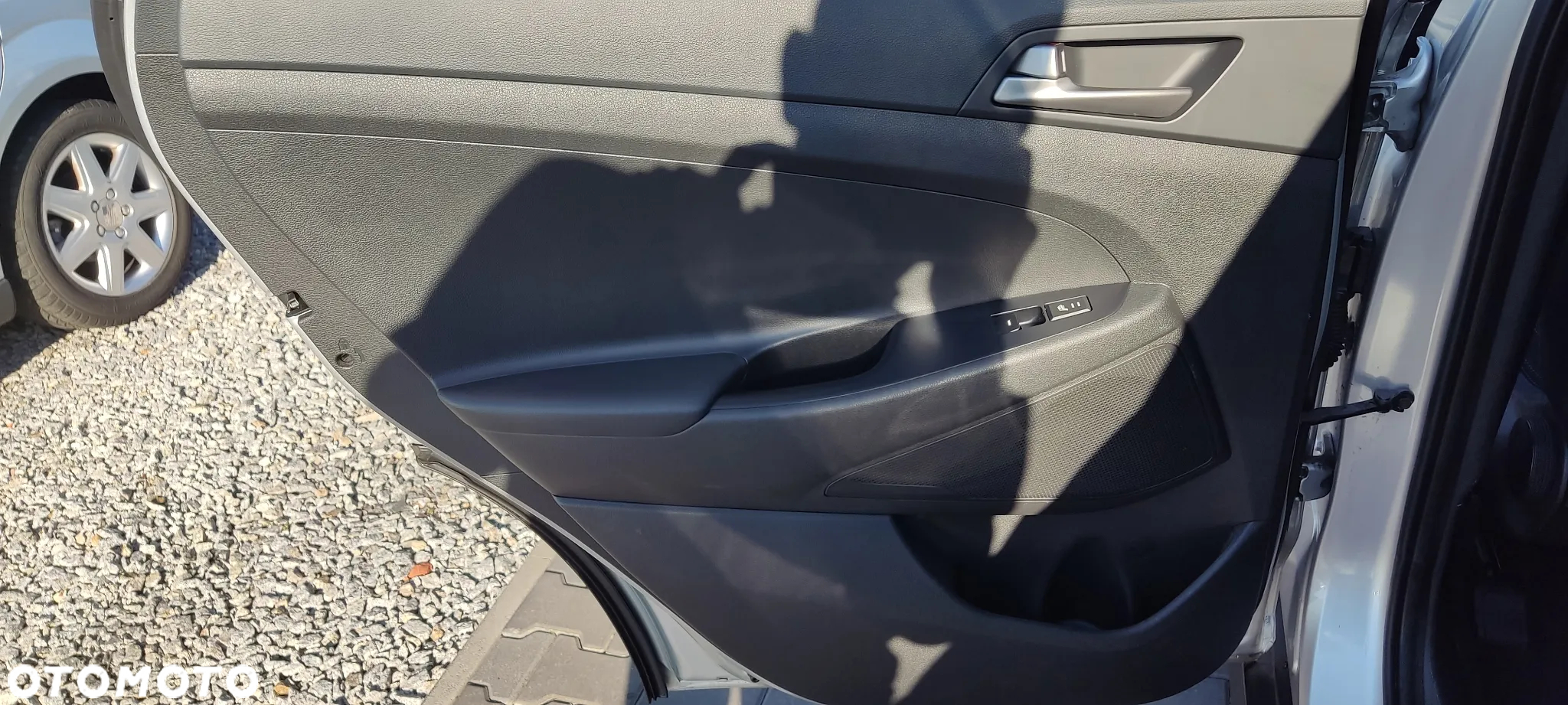 Hyundai Tucson 1.6 GDi 2WD Trend - 32