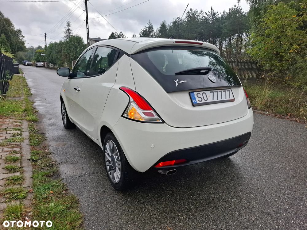 Lancia Ypsilon Y 1.2 8v Platinum - 12