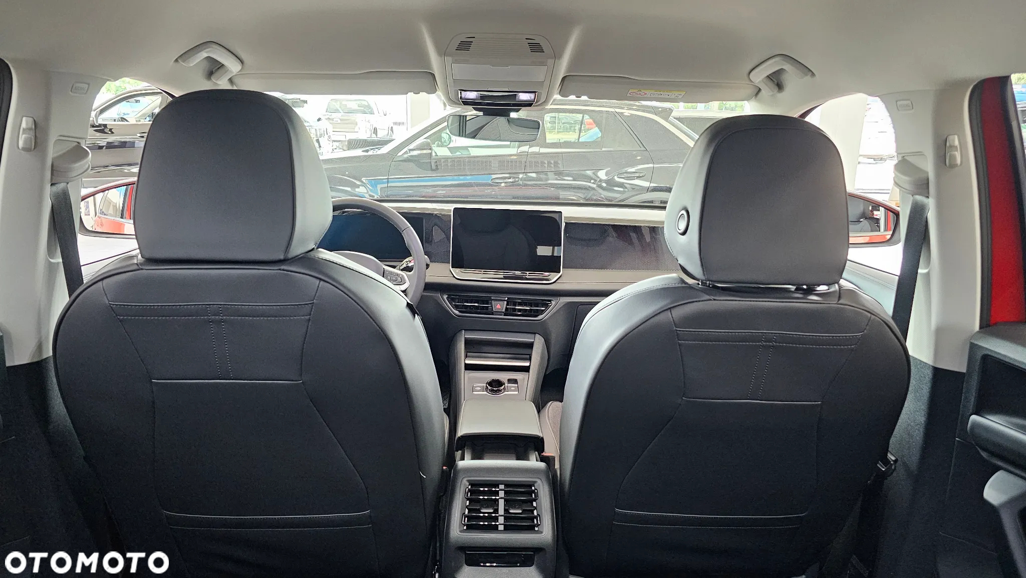 Volkswagen Tiguan - 16