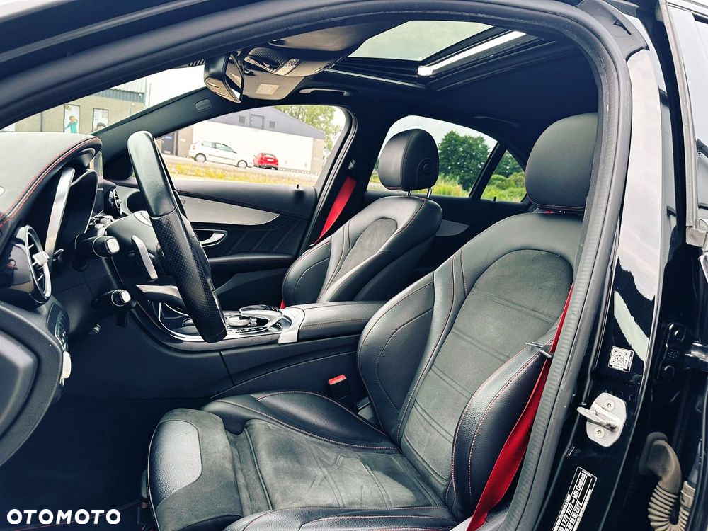 Mercedes-Benz Klasa C AMG 43 4Matic 9G-TRONIC - 23