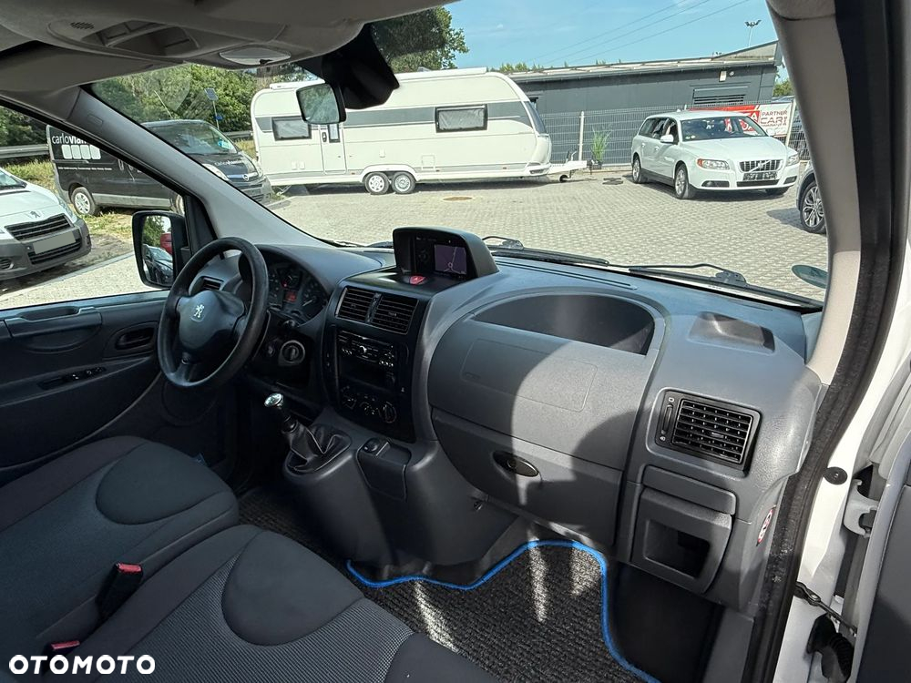 Peugeot Expert 1.6 HDI 3 Osobowy Klimatyzacja Nawigacja Gwarancja Kredyt - 22