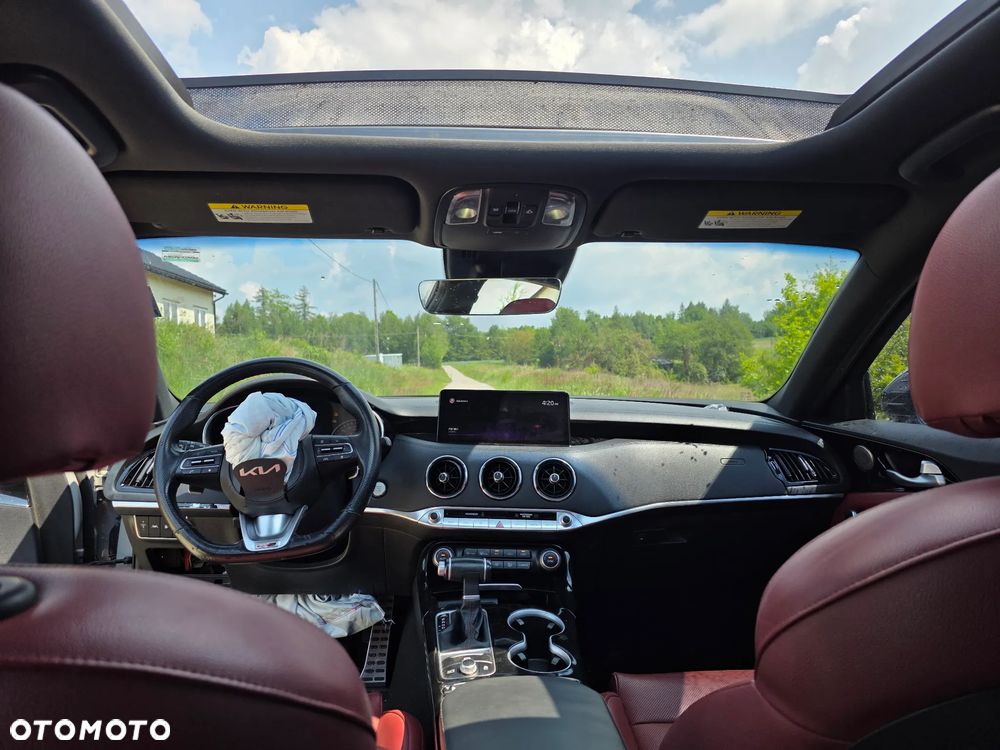 Kia Stinger - 20