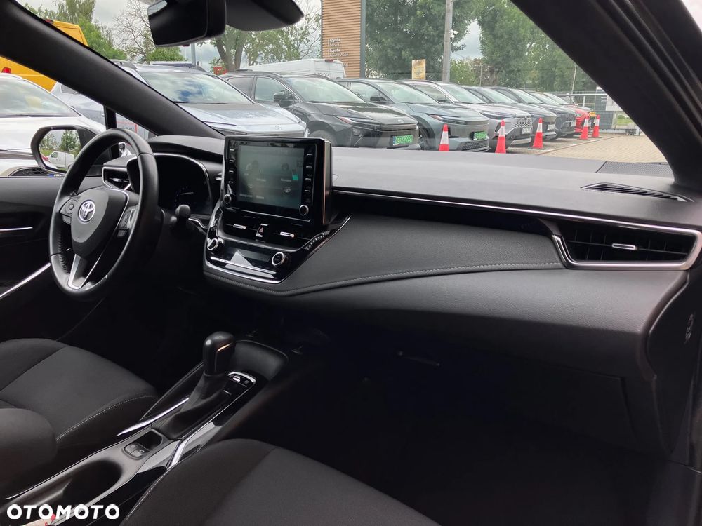 Toyota Corolla 2.0 Hybrid Comfort - 17