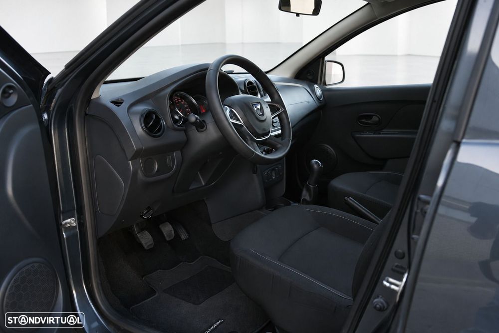 Dacia Sandero 1.0 SCe Pack - 14